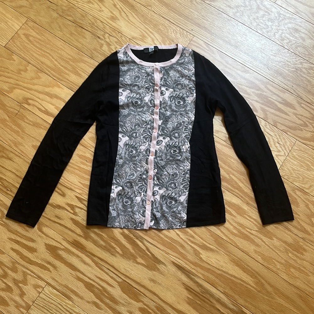 Saks fifth avenue cardigan size Small